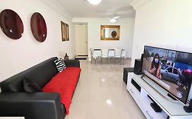 Apartamento luxo ar condicionado ótima localização